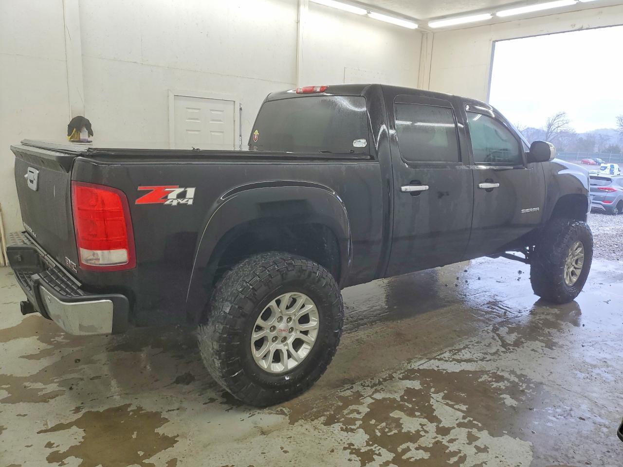 2012 GMC SIERRA K1500 SLE photo 3