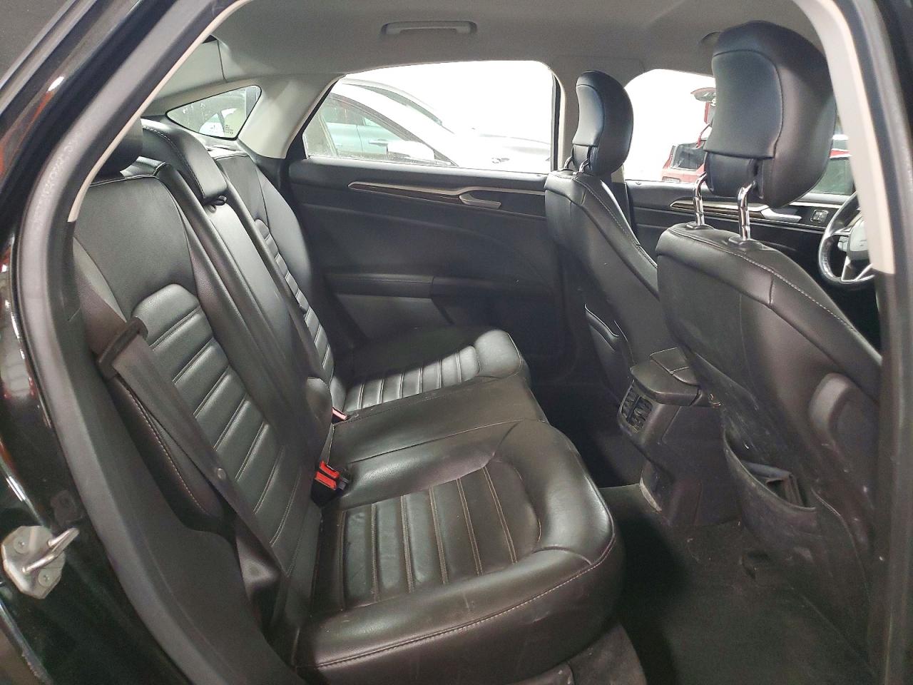 2014 FORD FUSION SE photo 10