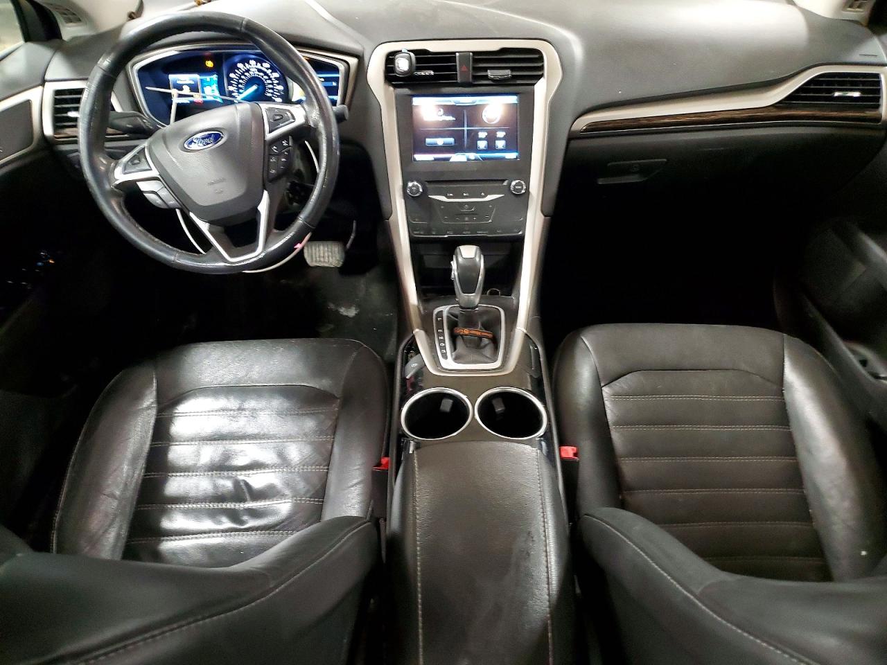 2014 FORD FUSION SE photo 8