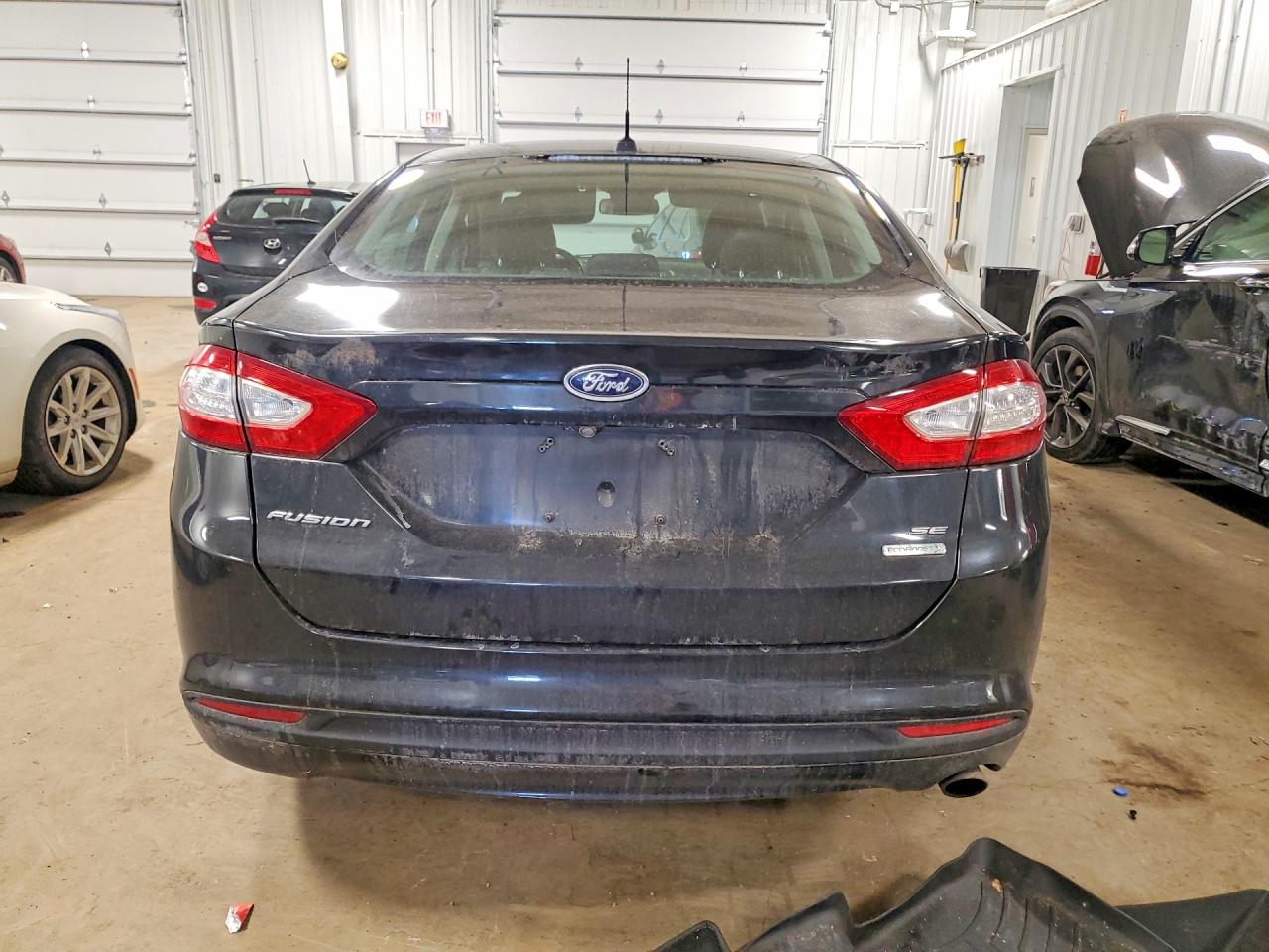 2014 FORD FUSION SE photo 6
