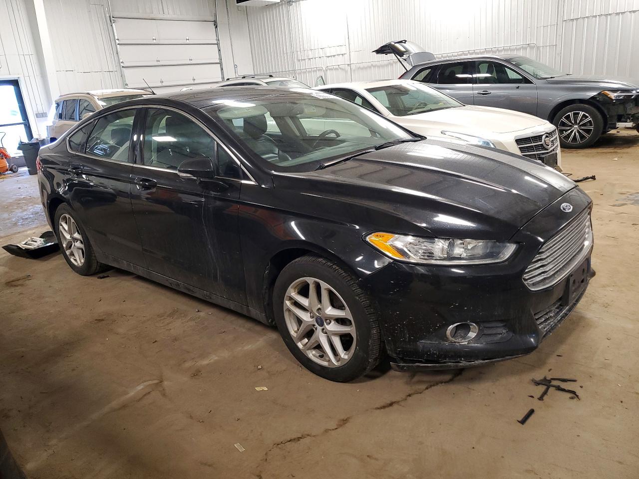 2014 FORD FUSION SE photo 4