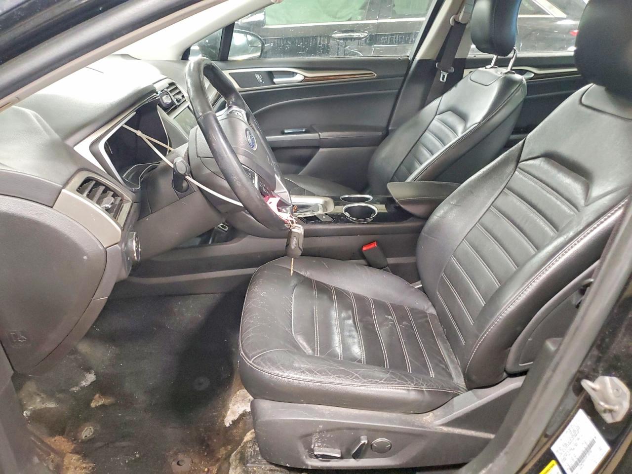 2014 FORD FUSION SE photo 7