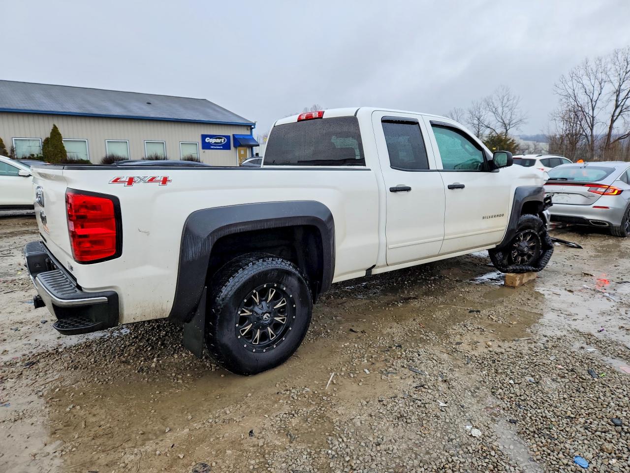 2016 CHEVROLET SILVERADO K1500 LT photo 5