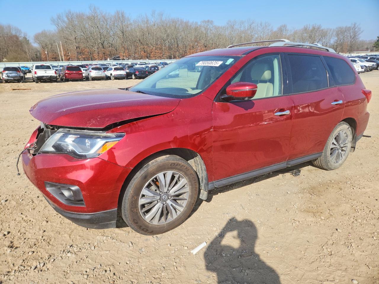 2017 NISSAN PATHFINDER
