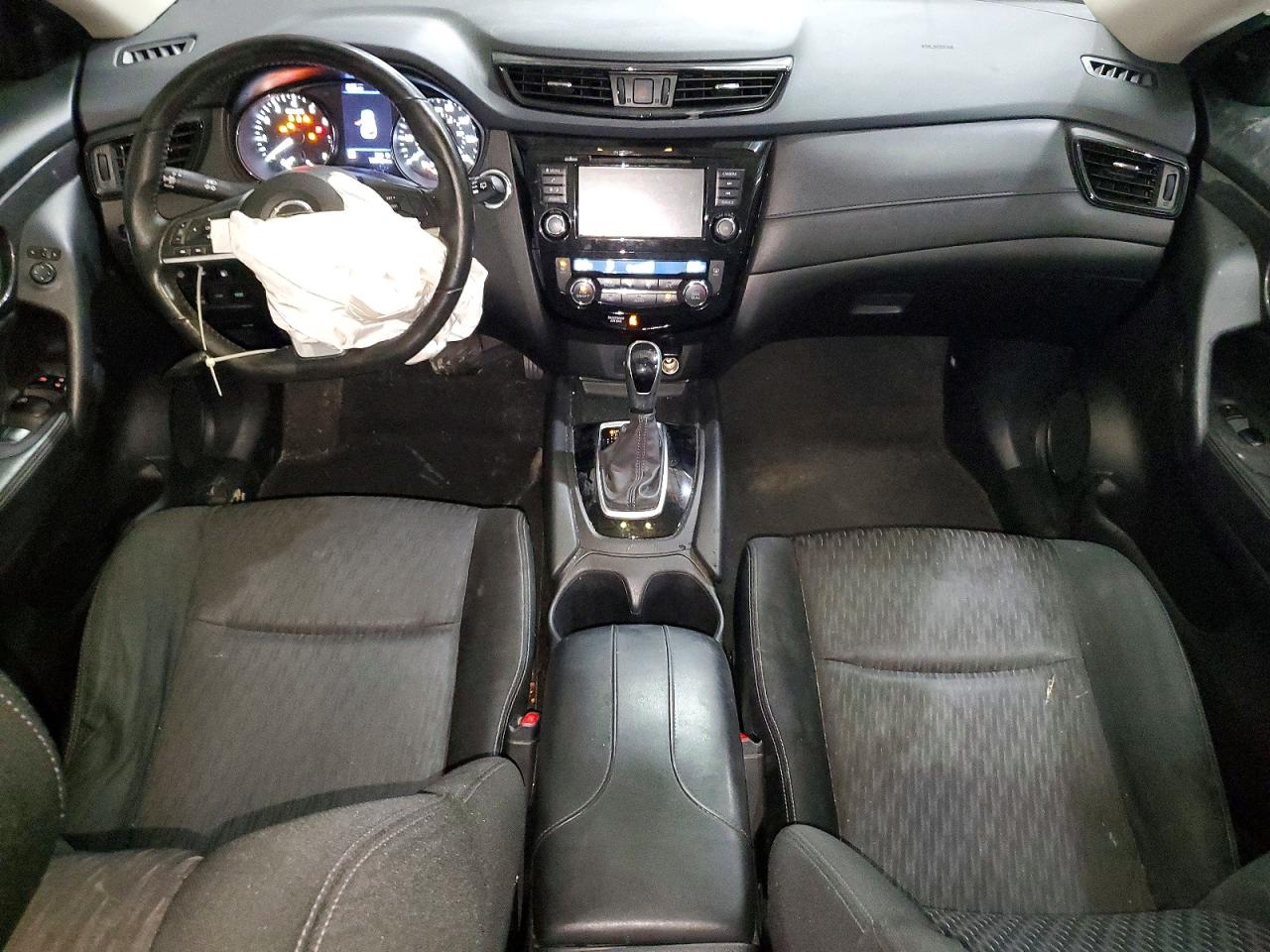 2020 NISS ROGUE SV photo 15