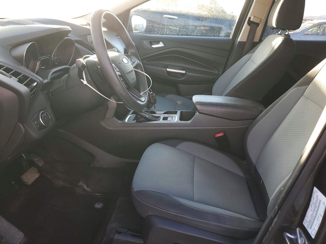 2017 FORD ESCAPE SE photo 7