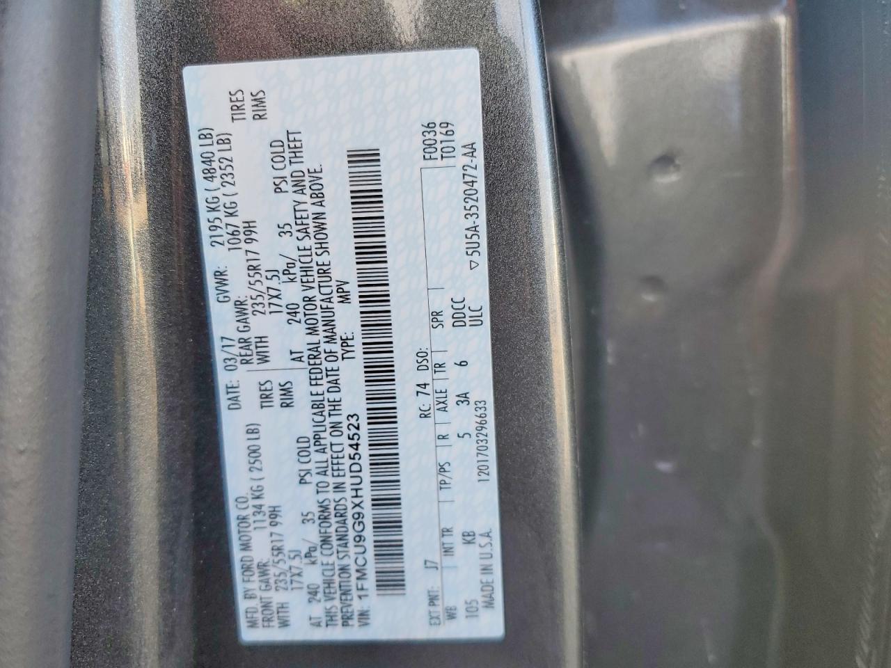 2017 FORD ESCAPE SE photo 12