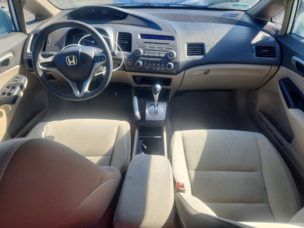 2010 HONDA CIVIC LX photo 8