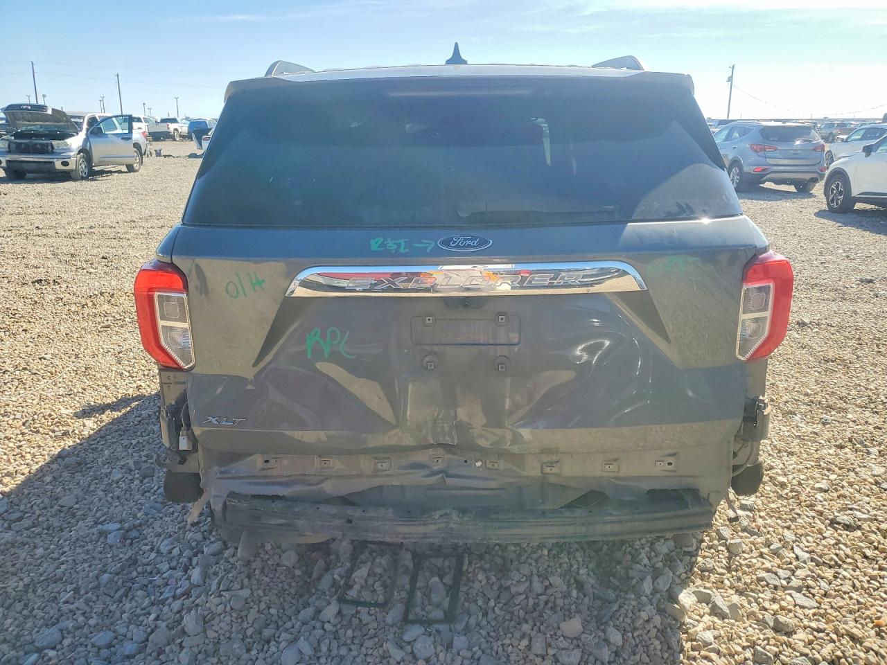 2023 FORD EXPLORER XLT photo 16