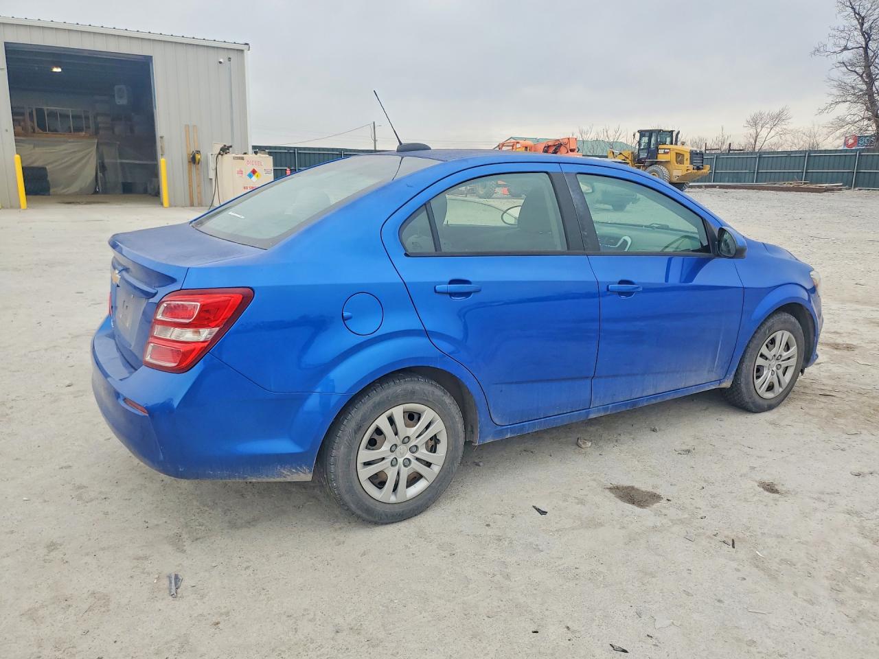 2017 CHEVROLET SONIC LS photo 5