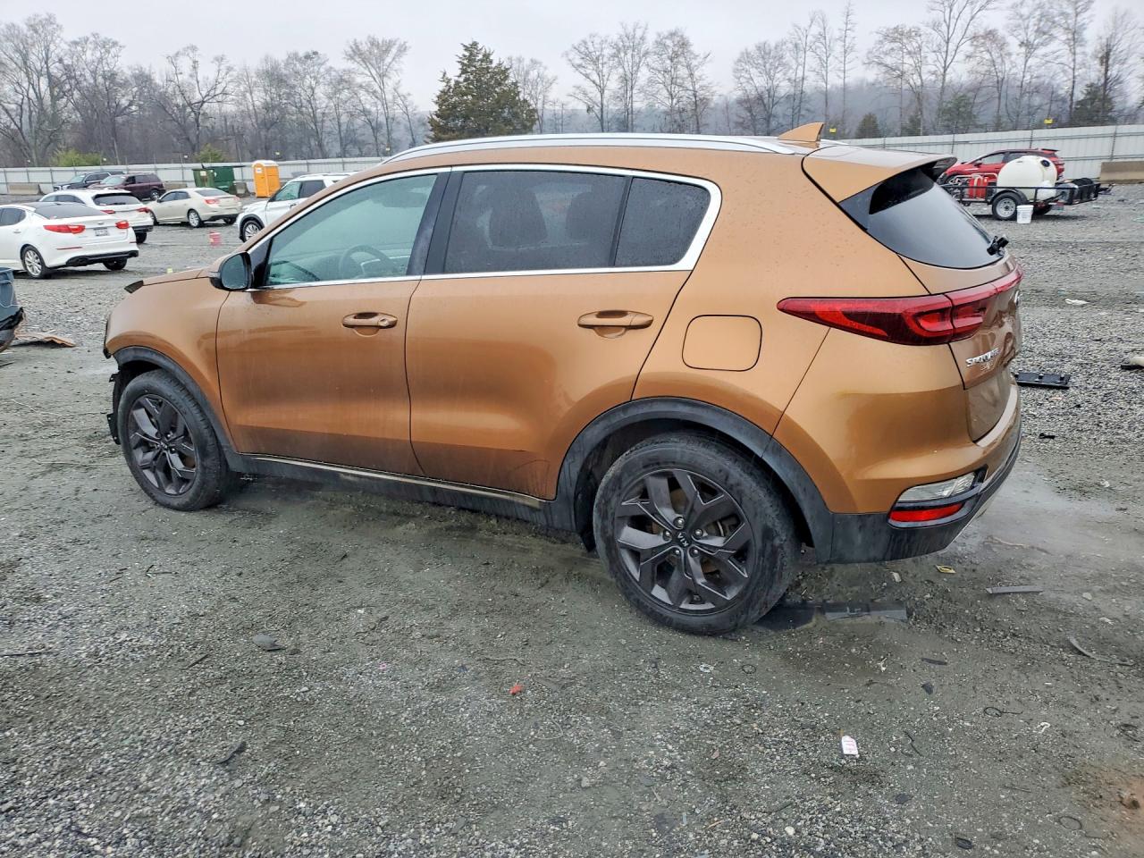 2021 KIA SPORTAGE S photo 3