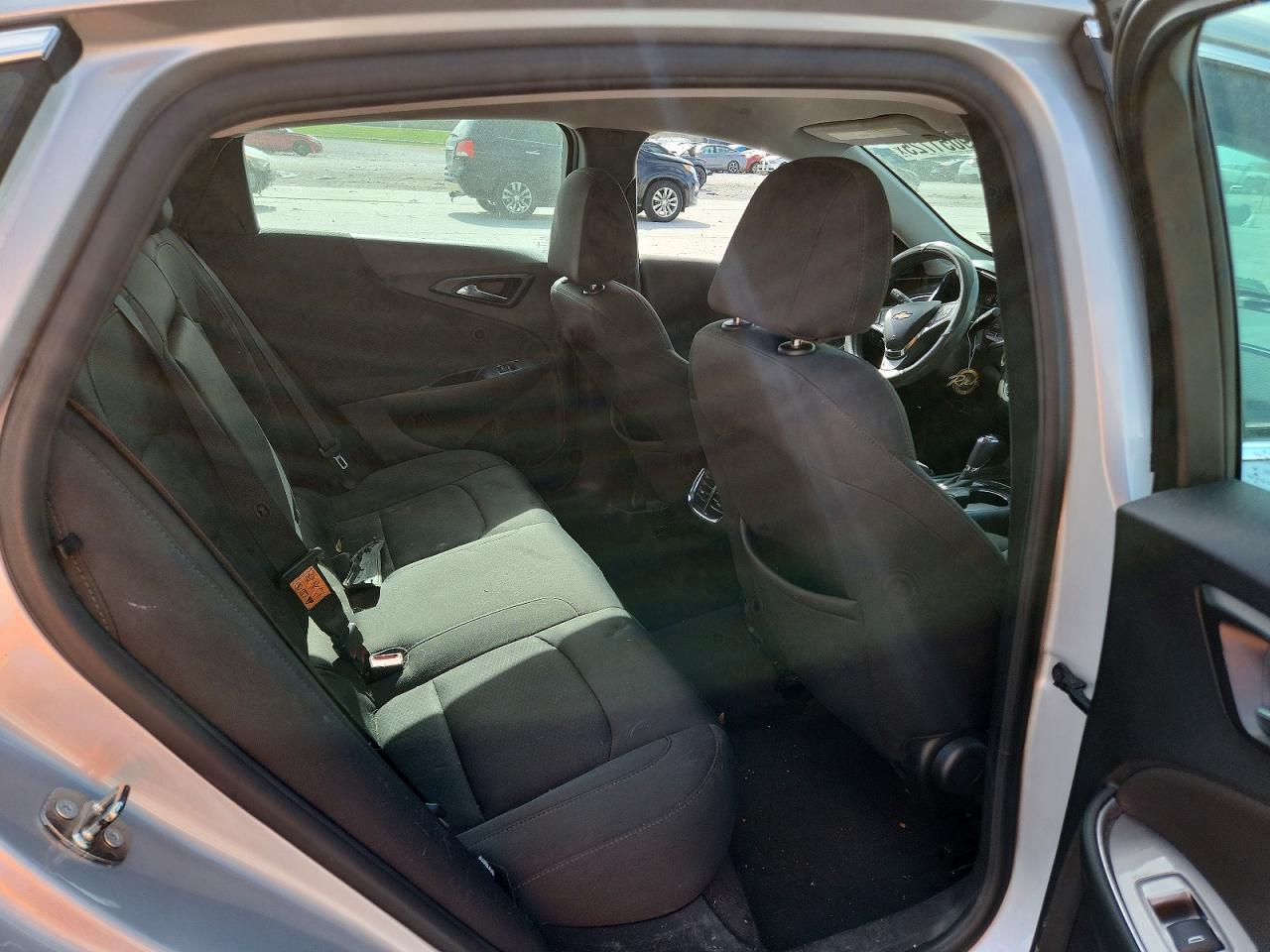2018 CHEVROLET MALIBU LT photo 10