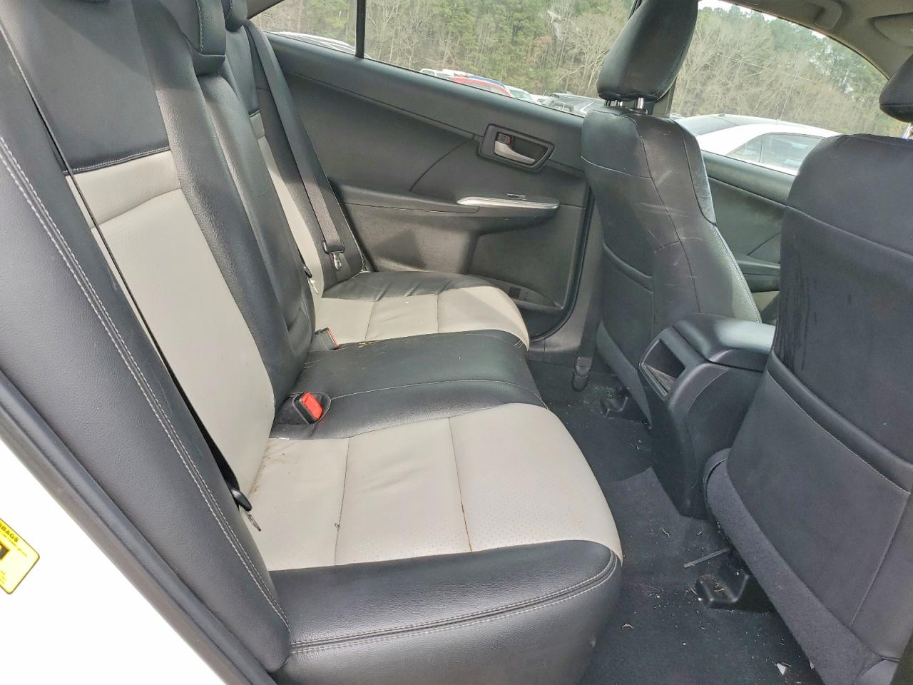 2012 TOYOTA CAMRY photo 28