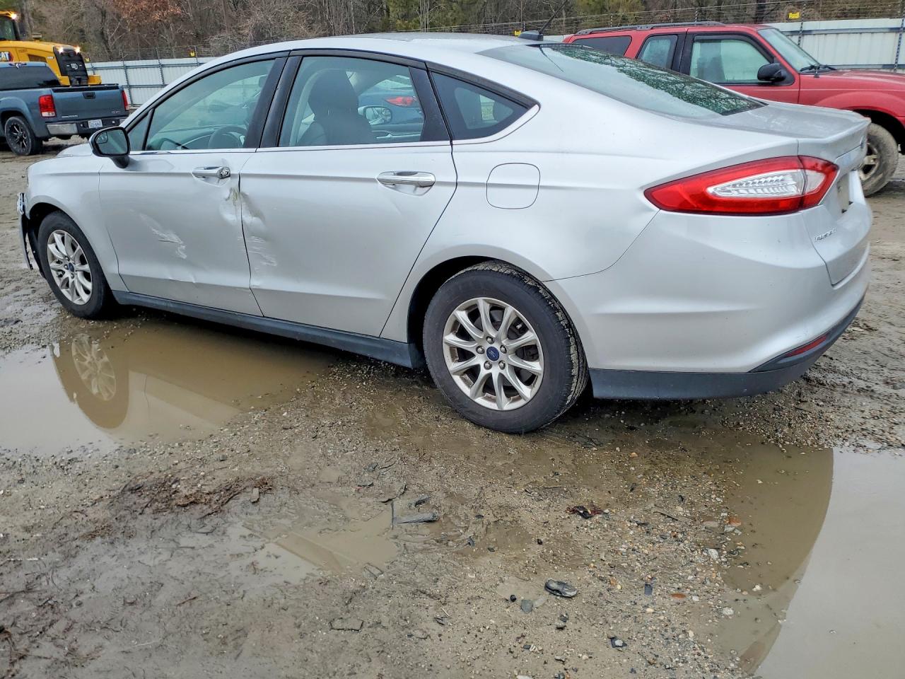 2016 FORD FUSION S photo 2