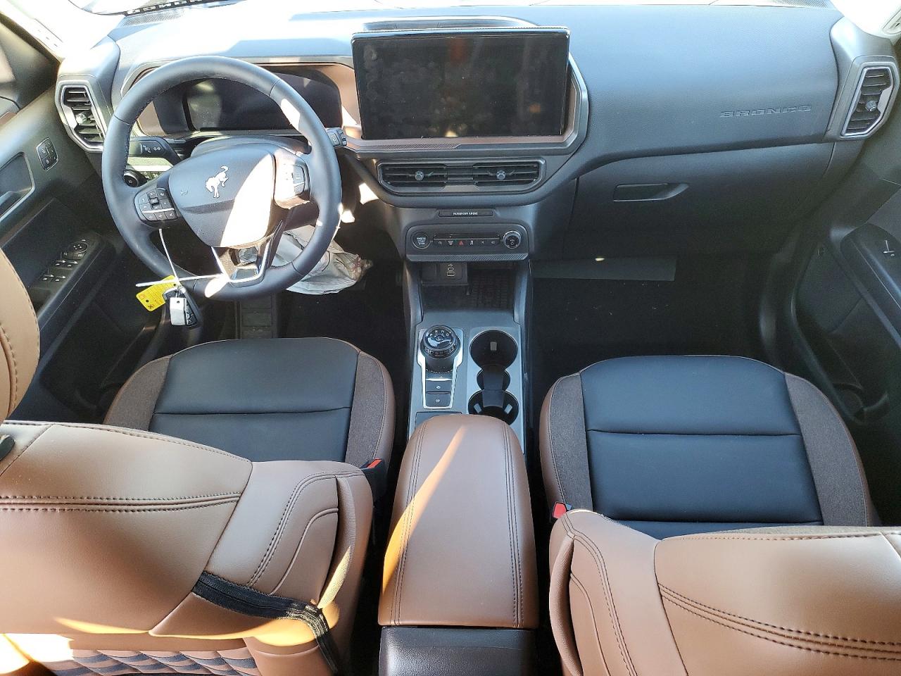 2025 FORD BRONCO SPORT OUTER BANKS photo 8
