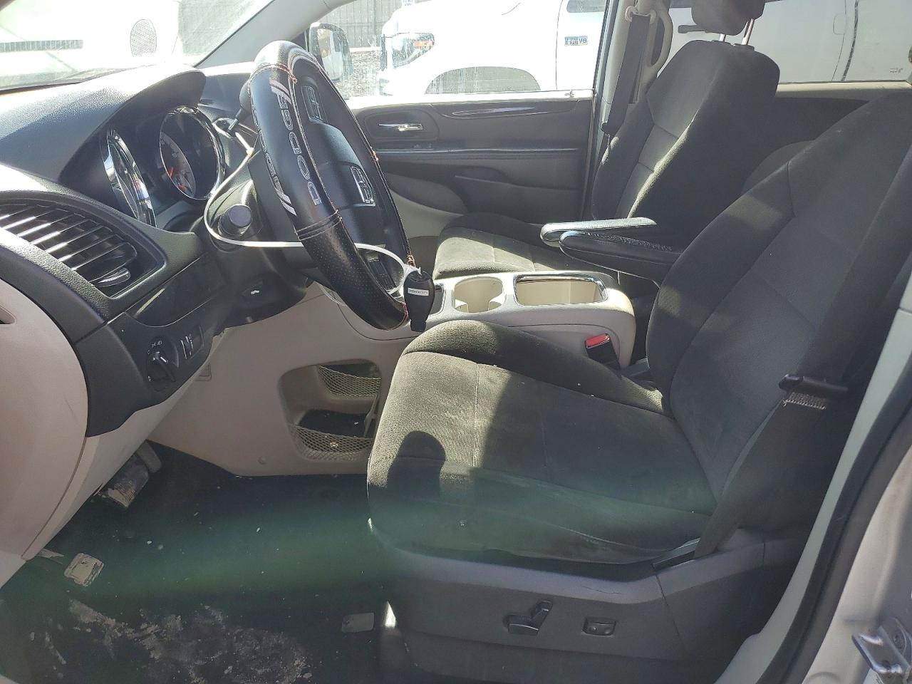 2012 DODGE GRAND CARAVAN SXT photo 13