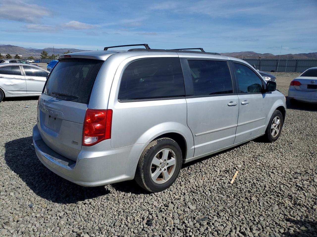 2012 DODGE GRAND CARAVAN SXT photo 5