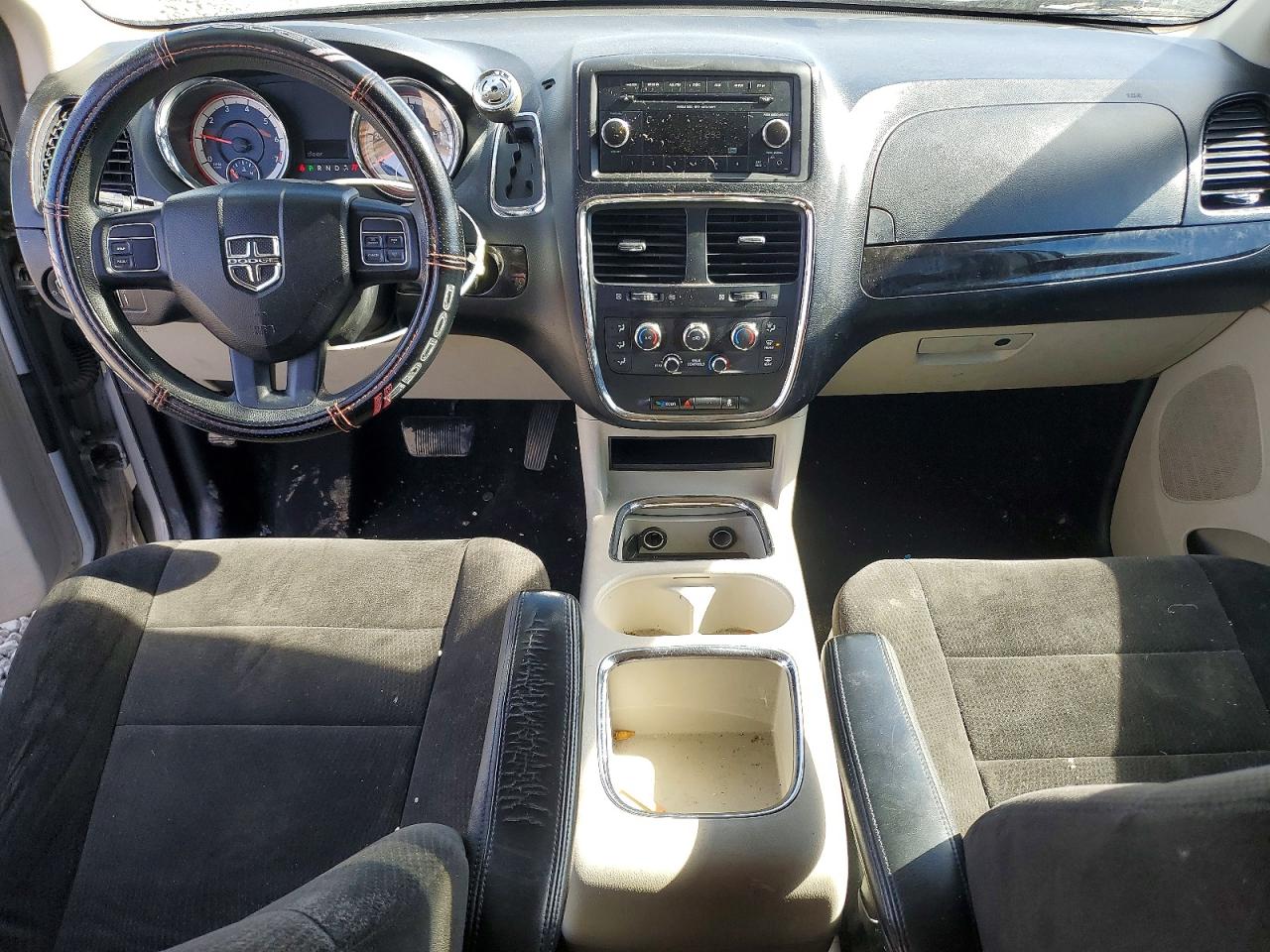 2012 DODGE GRAND CARAVAN SXT photo 15