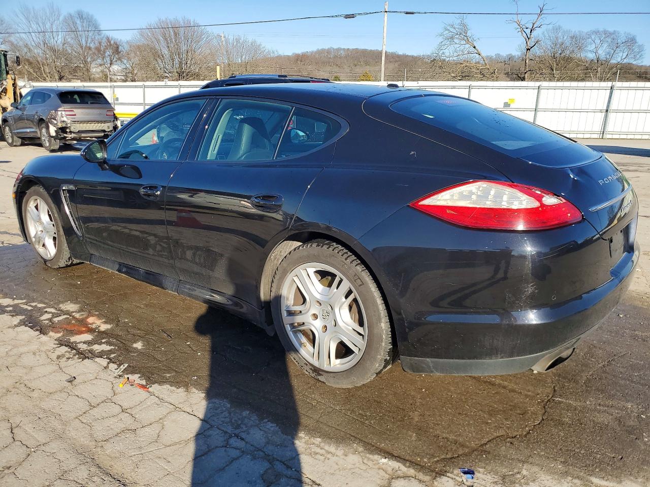 2011 PORSCHE PANAMERA 2 photo 3