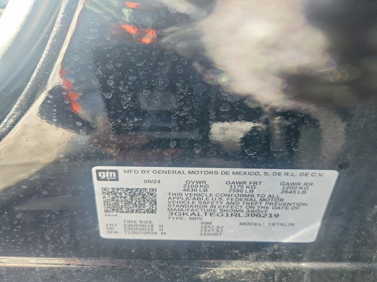 2024 GMC TERRAIN SLE photo 13