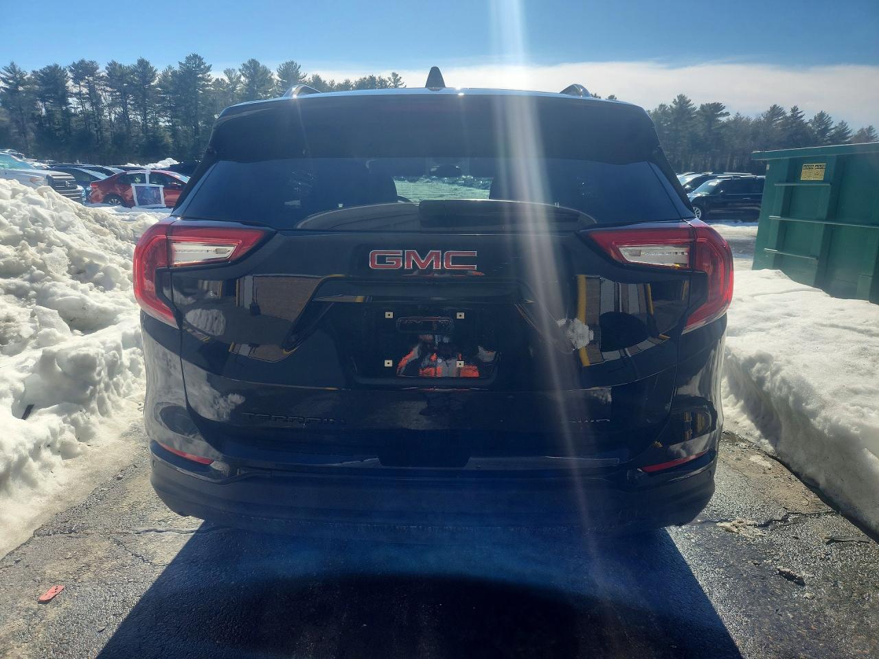 2024 GMC TERRAIN SLE photo 6