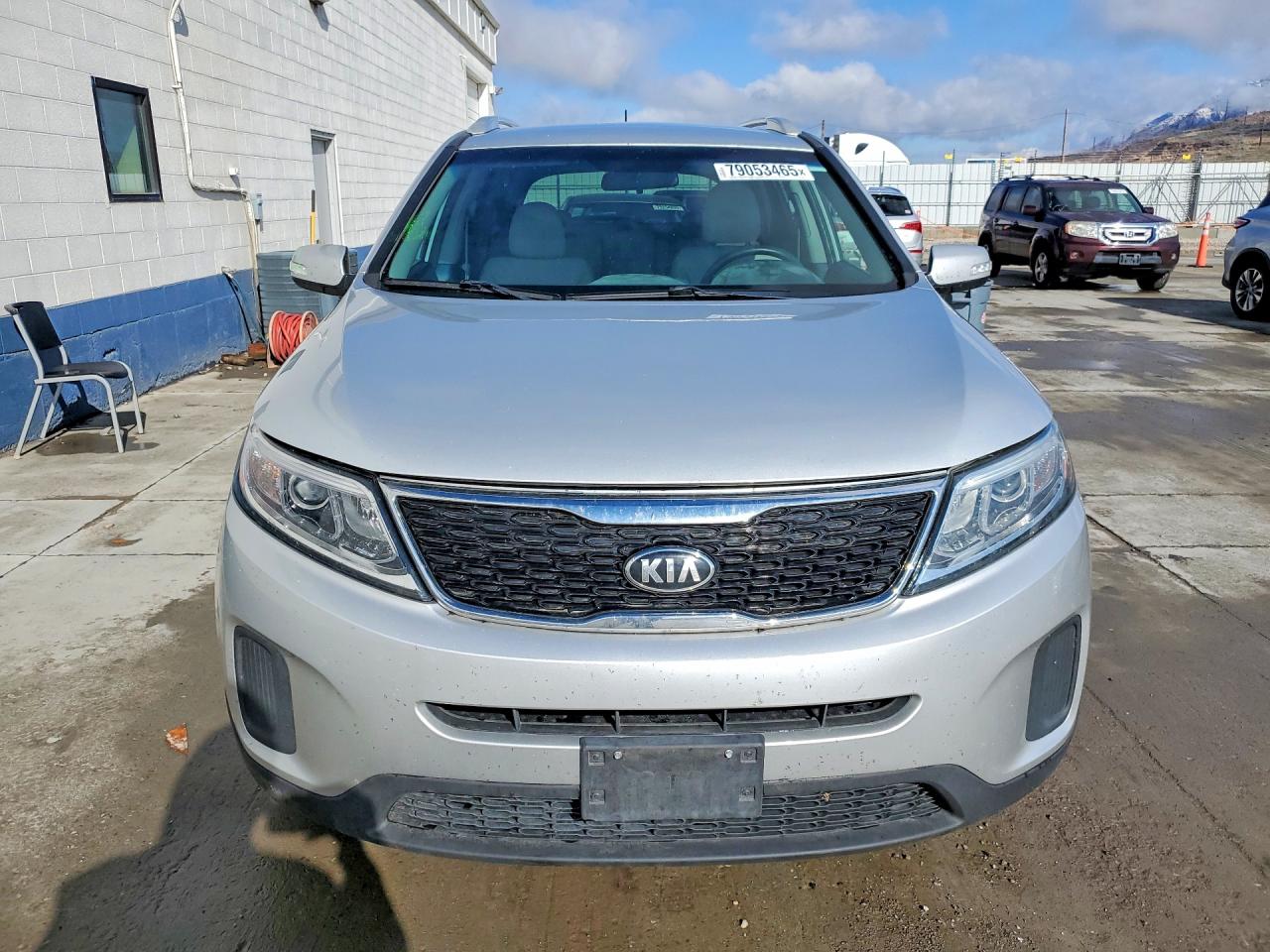 2015 KIA SORENTO LX photo 5