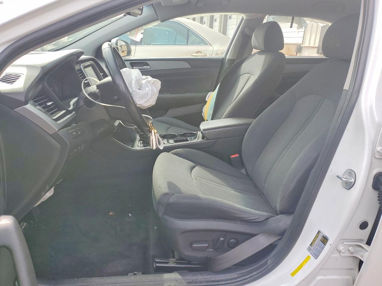 2018 HYUNDAI SONATA SEL photo 13