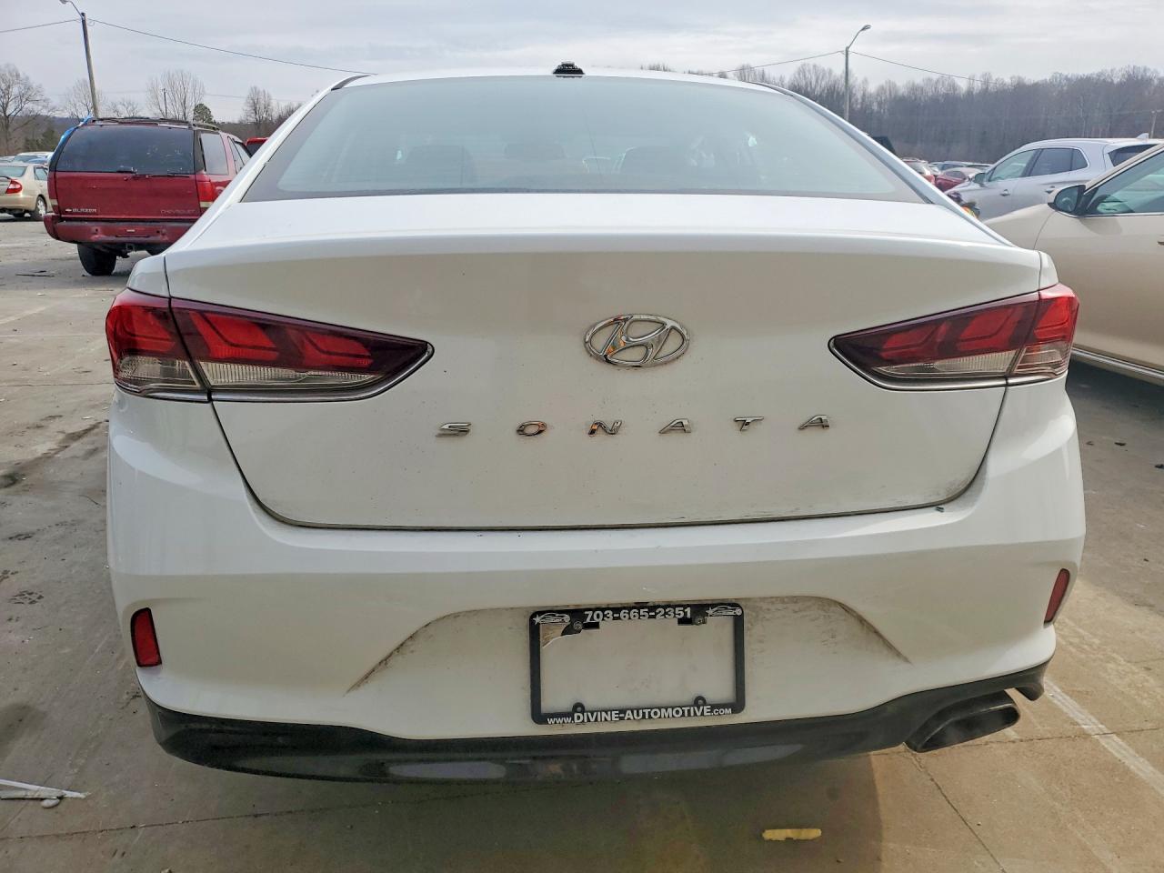2018 HYUNDAI SONATA SEL photo 11