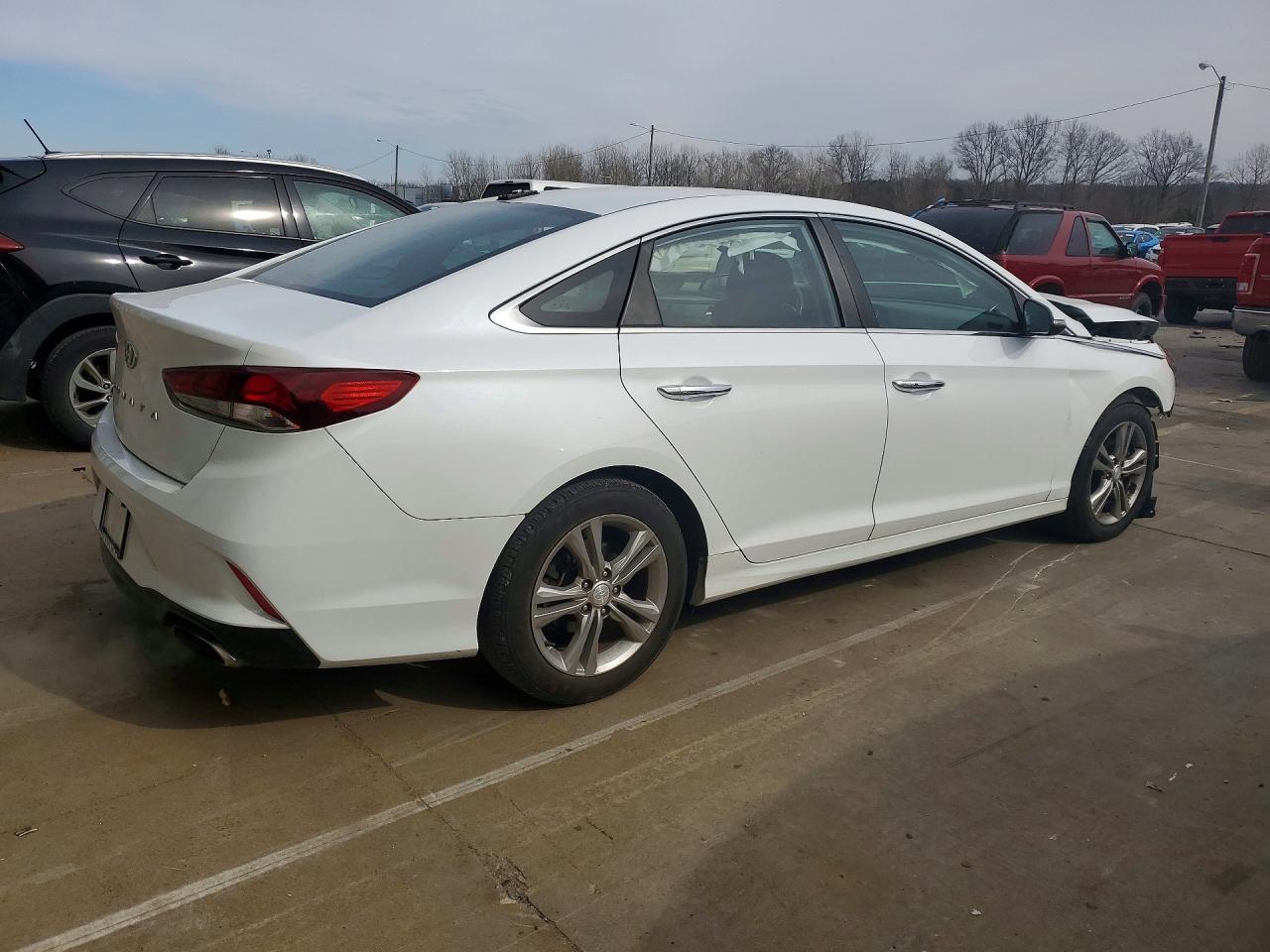 2018 HYUNDAI SONATA SEL photo 5