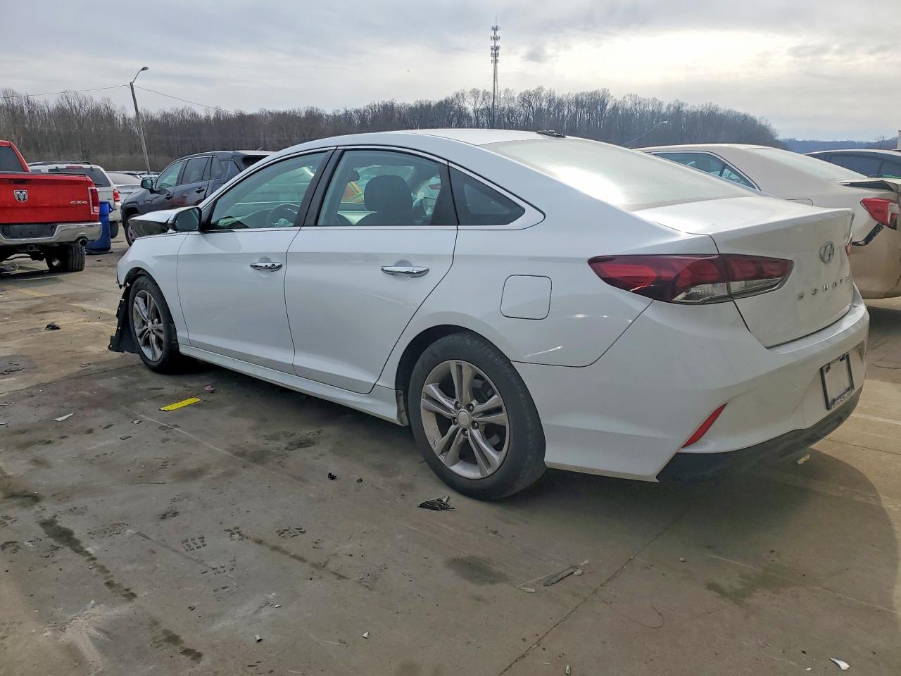 2018 HYUNDAI SONATA SEL photo 3