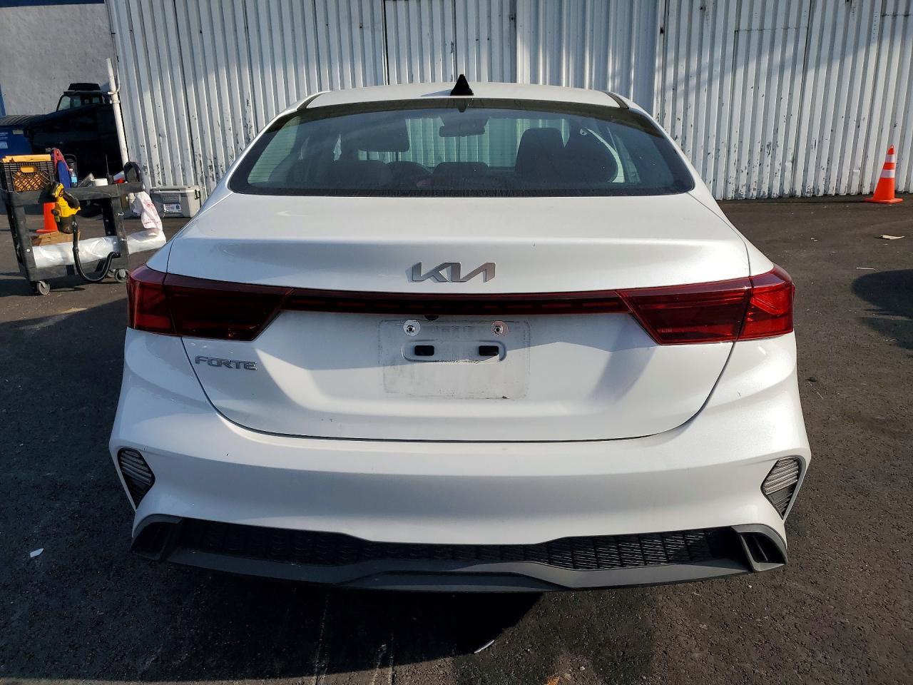 2023 KIA FORTE LXS photo 6
