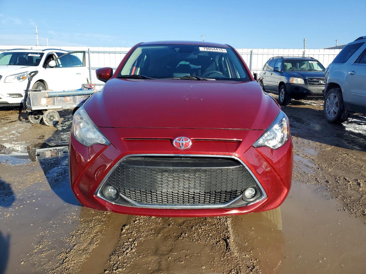 2019 TOYOTA YARIS LE photo 9
