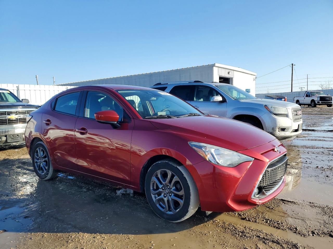 2019 TOYOTA YARIS LE photo 7