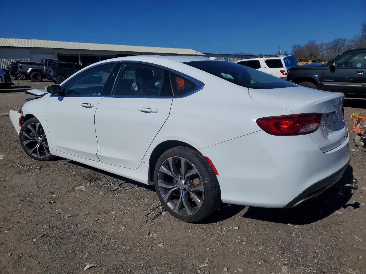 2015 CHRYSLER 200 C photo 3