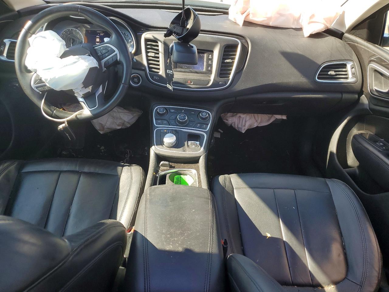2015 CHRYSLER 200 C photo 15