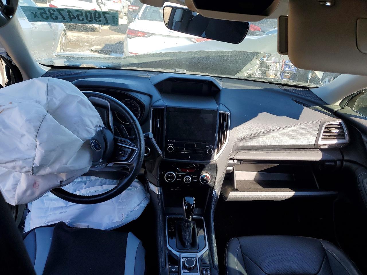 2020 SUBARU FORESTER TOURING photo 8