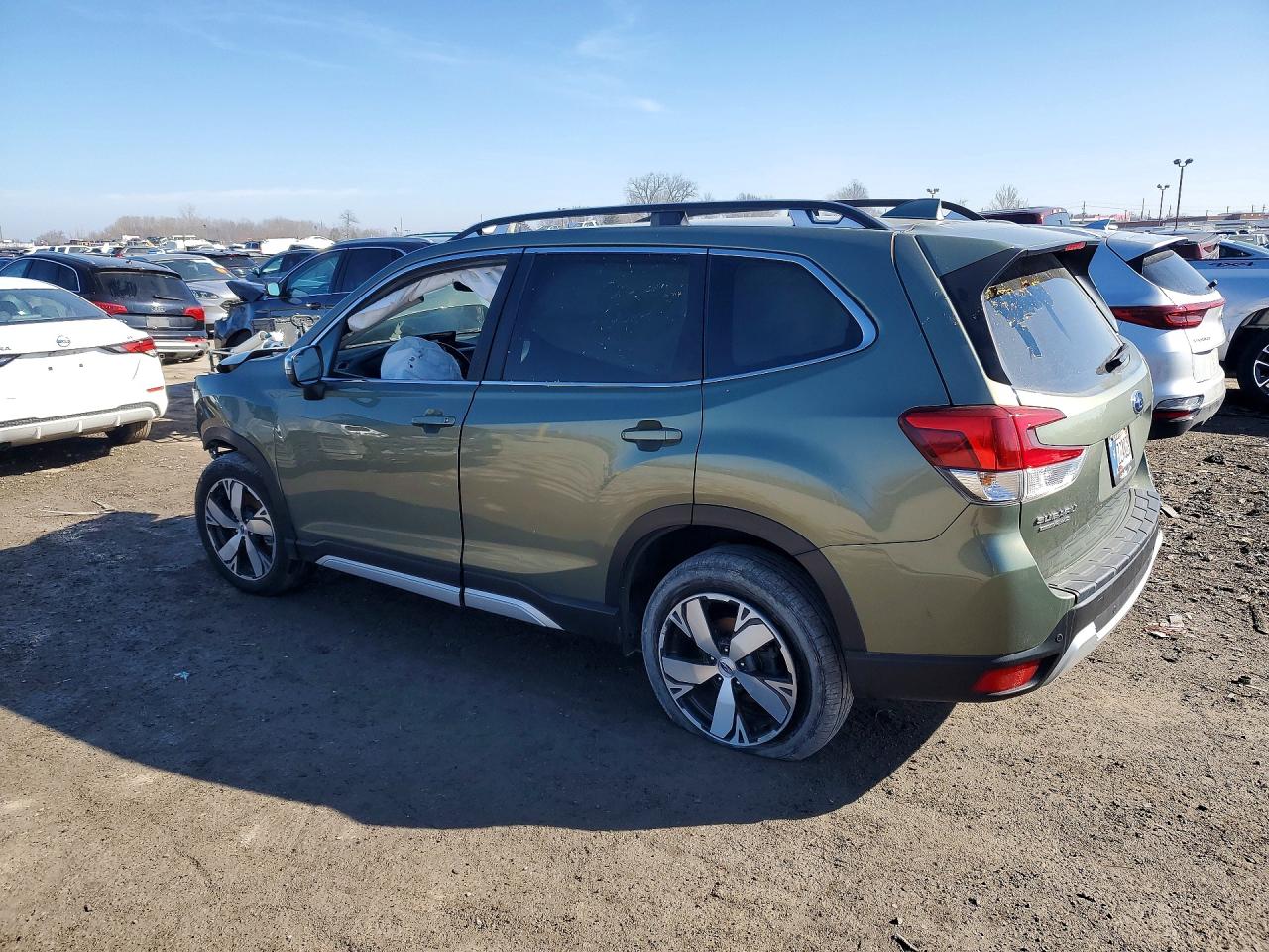 2020 SUBARU FORESTER TOURING photo 2