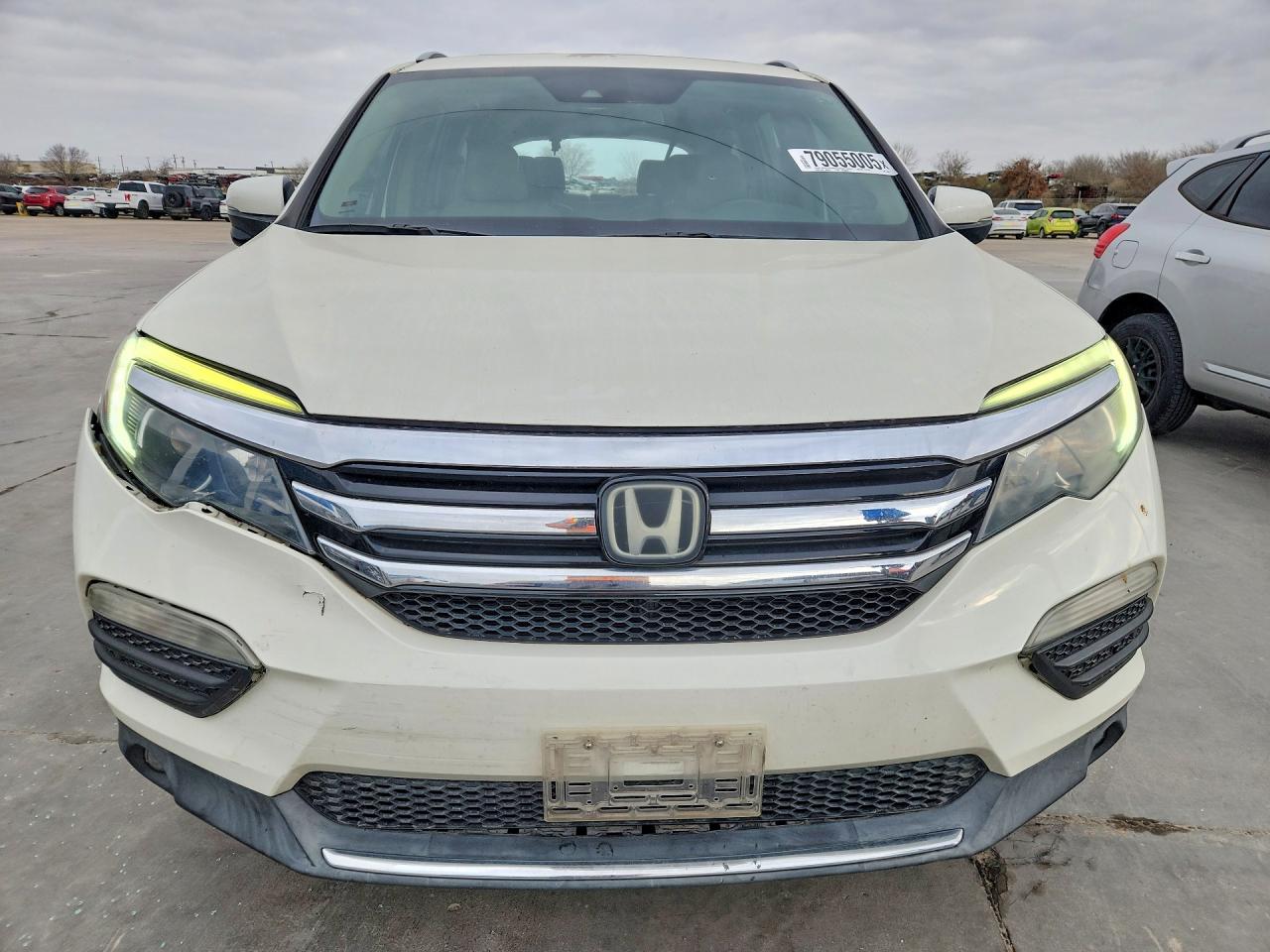 2016 HONDA PILOT TOURING photo 9