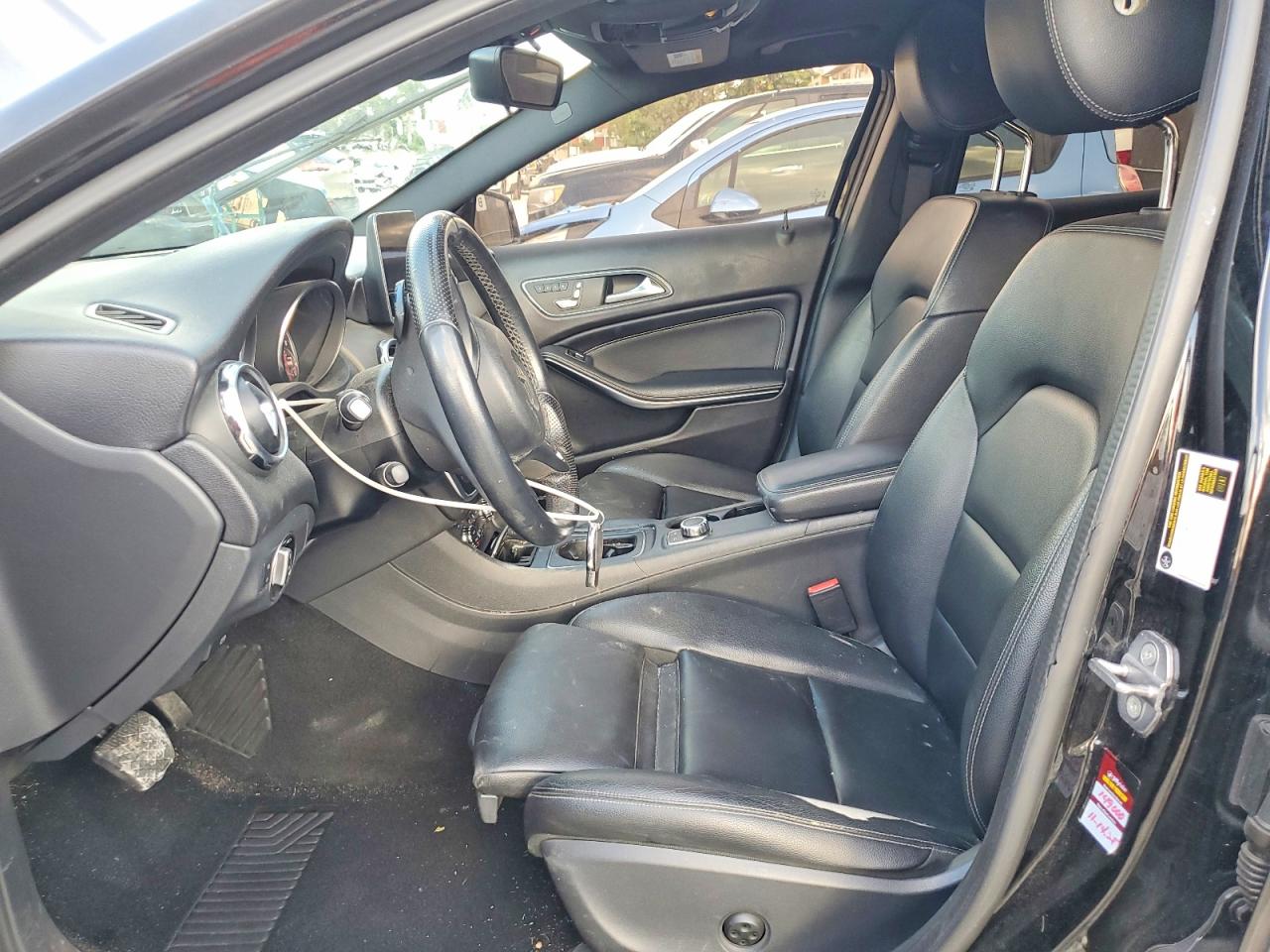 2019 MERCEDES-BENZ GLA 250 photo 13