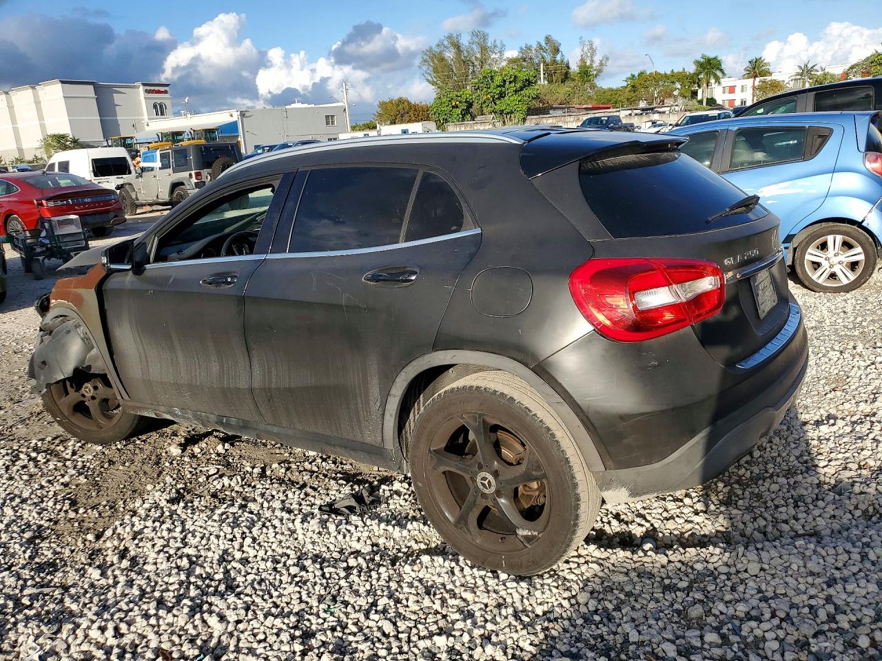 2019 MERCEDES-BENZ GLA 250 photo 3
