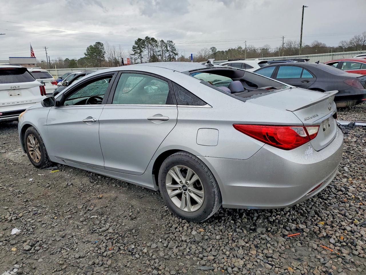 2013 HYUNDAI SONATA GLS photo 3