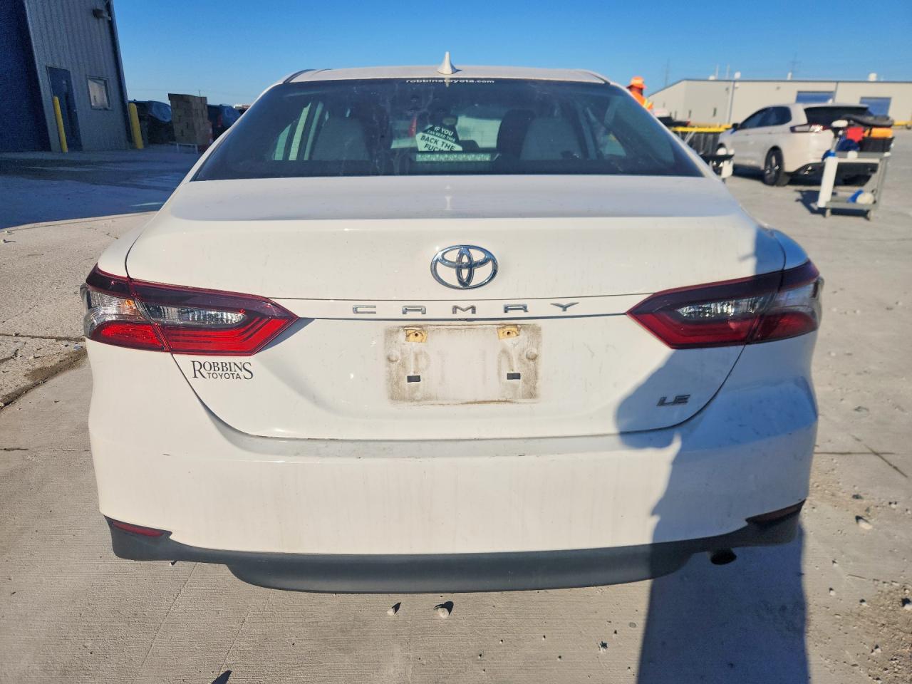 2023 TOYOTA CAMRY LE photo 6