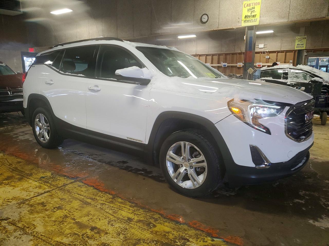2019 GMC TERRAIN SLE photo 7