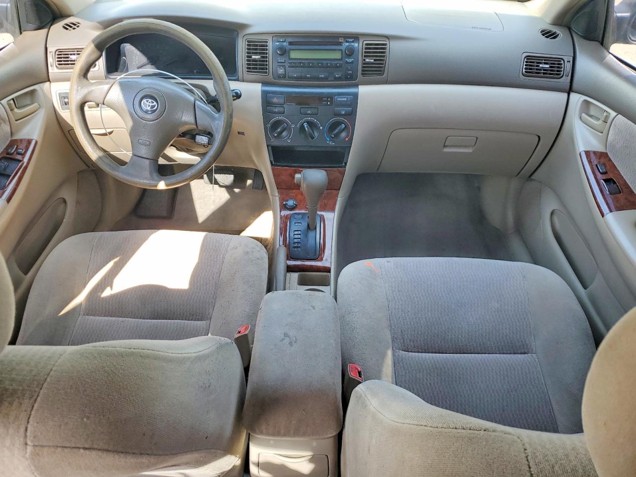 2006 TOYOTA COROLLA LE photo 15