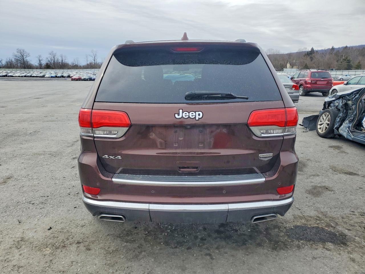 2014 JEEP GRAND CHEROKEE SUMMIT photo 16