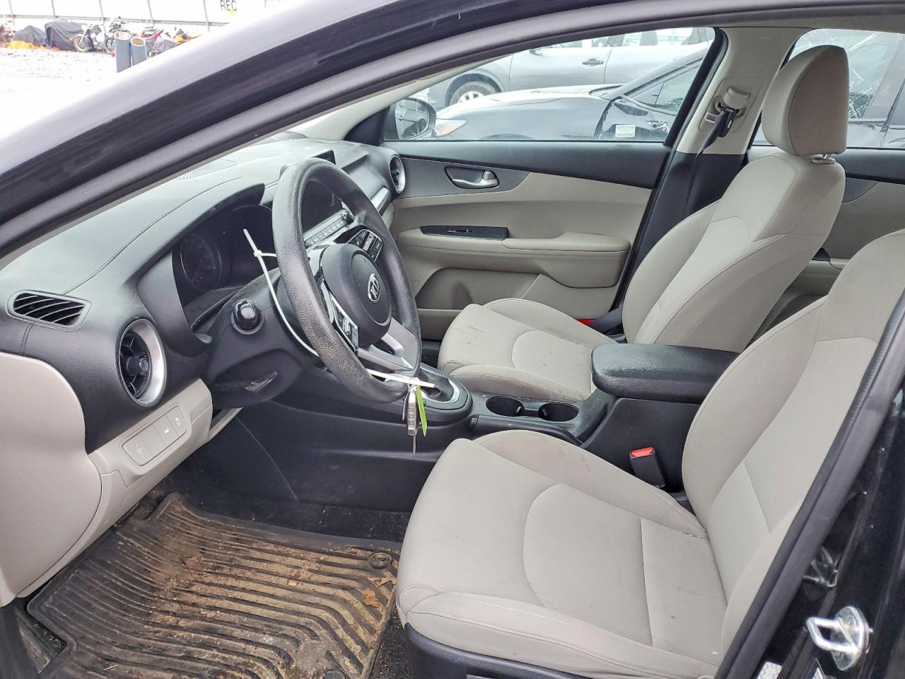 2021 KIA FORTE LXS photo 13
