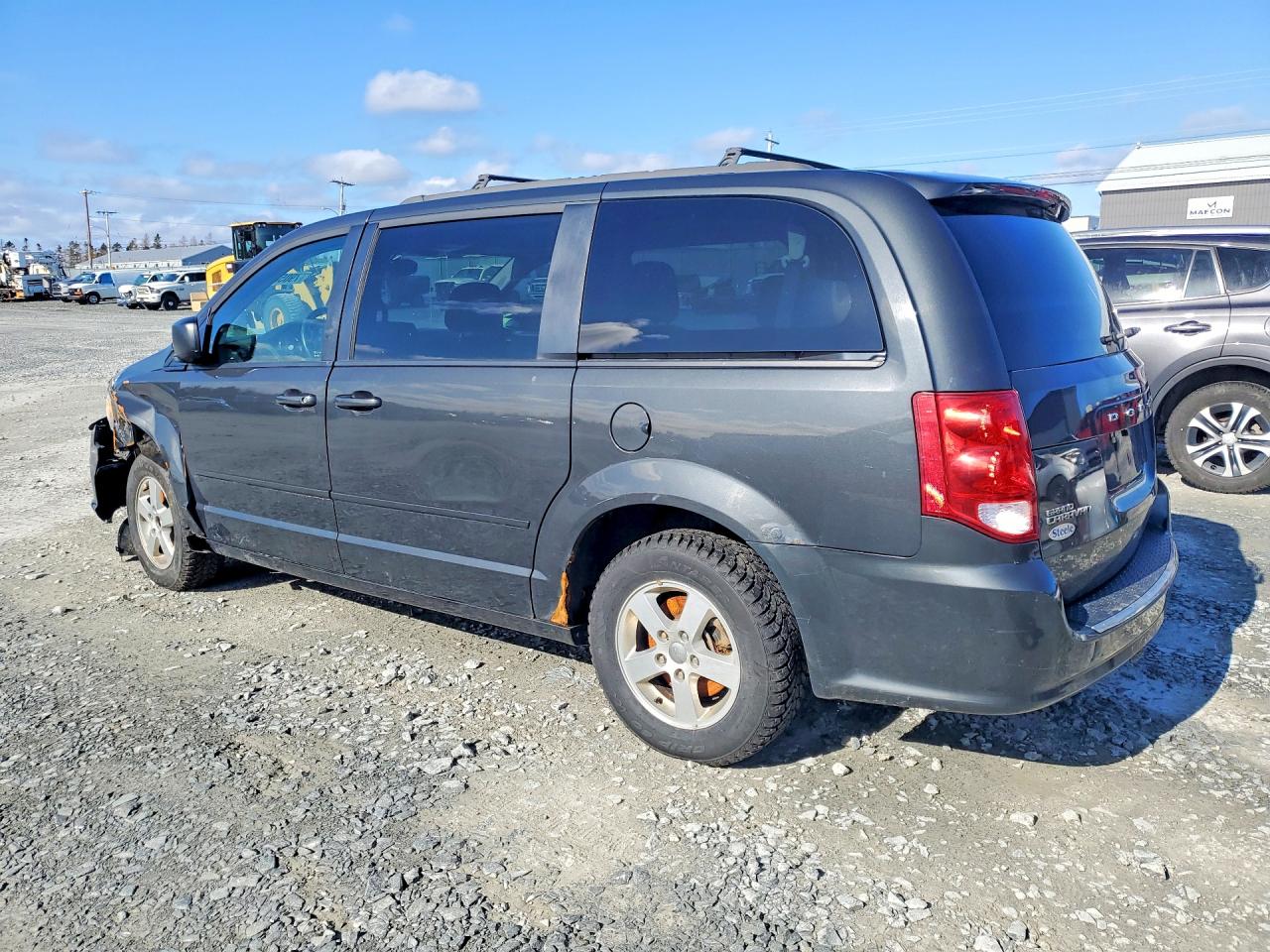 2012 DODGE GRAND CARAVAN SE photo 3