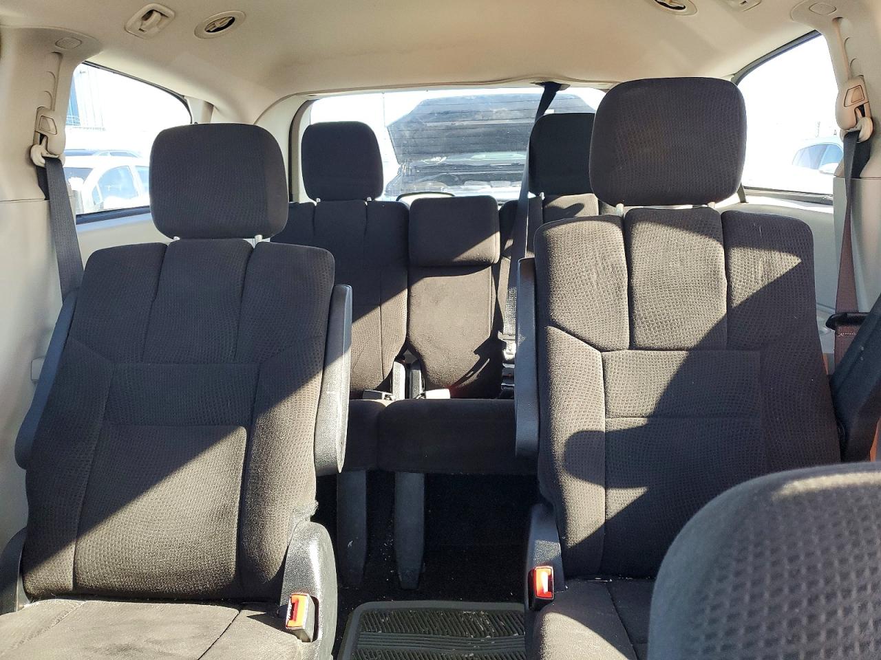 2012 DODGE GRAND CARAVAN SE photo 19