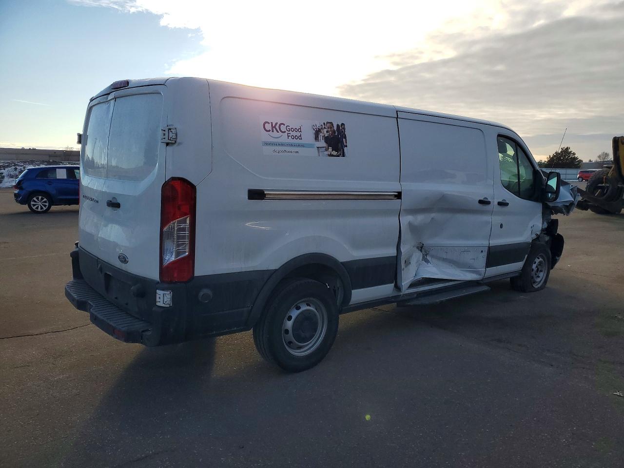 2017 FORD TRANSIT T-250 photo 7