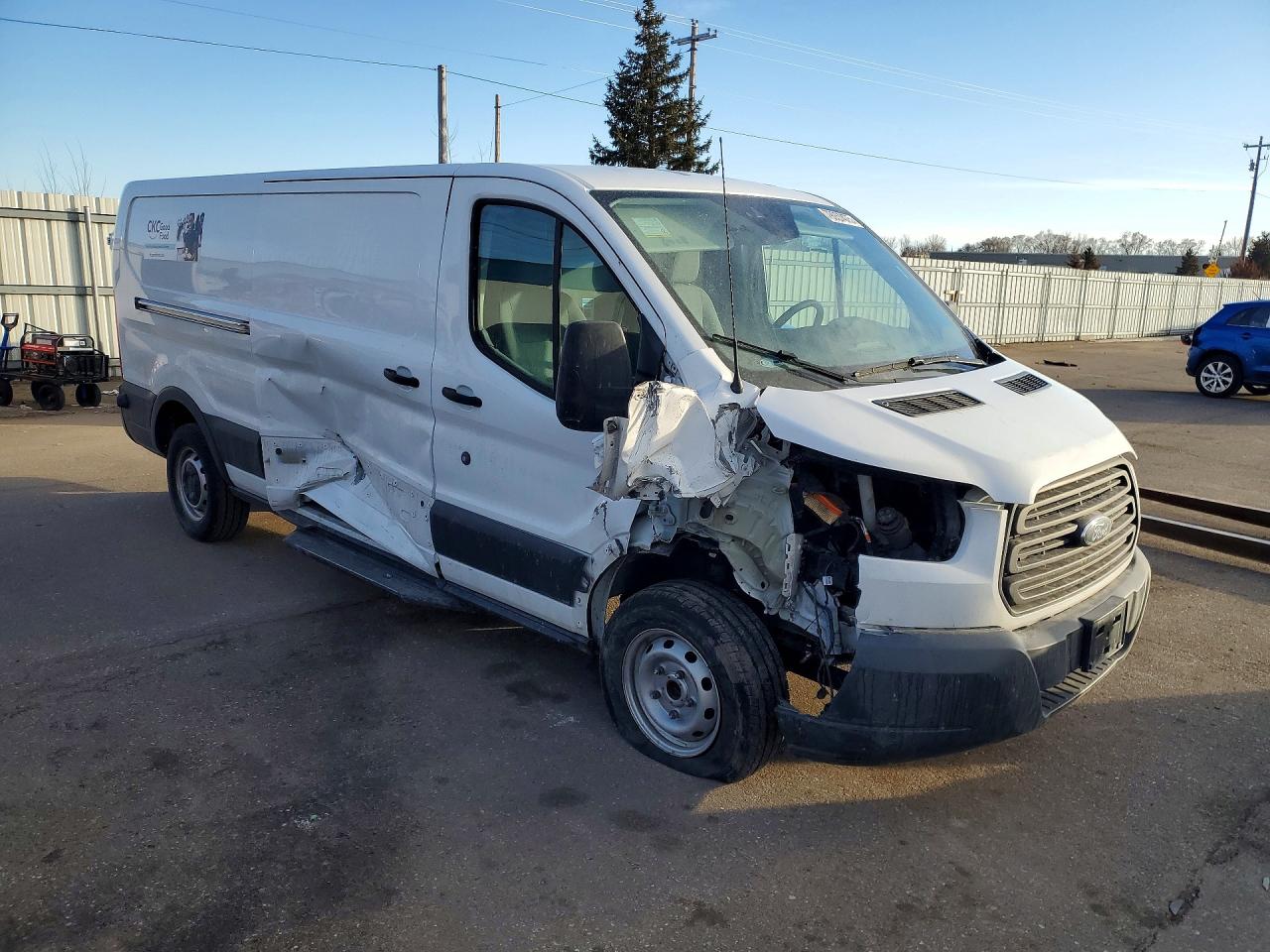 2017 FORD TRANSIT T-250 photo 10